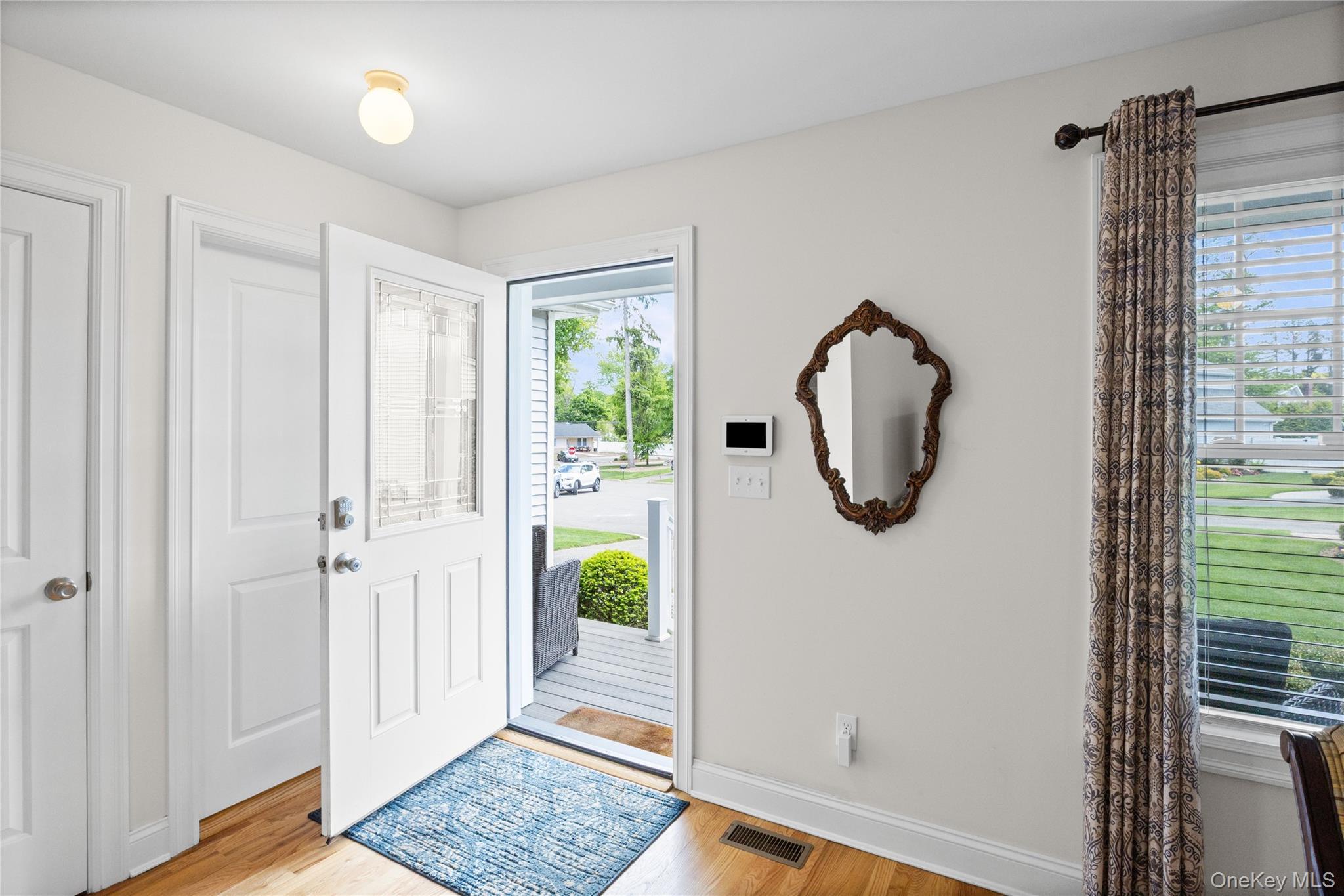 Single Family Clear Creek Court  Suffolk County, NY 11746, MLS-987923-5