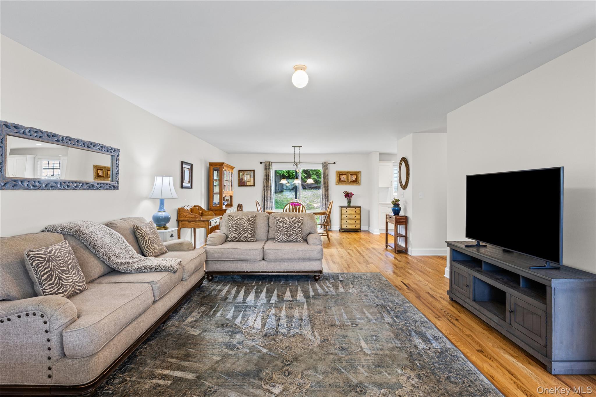 Single Family Clear Creek Court  Suffolk County, NY 11746, MLS-987923-9