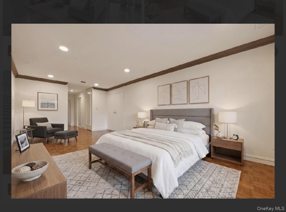 Condo Chestnut Hill  Nassau County, NY 11576, MLS-987962-23