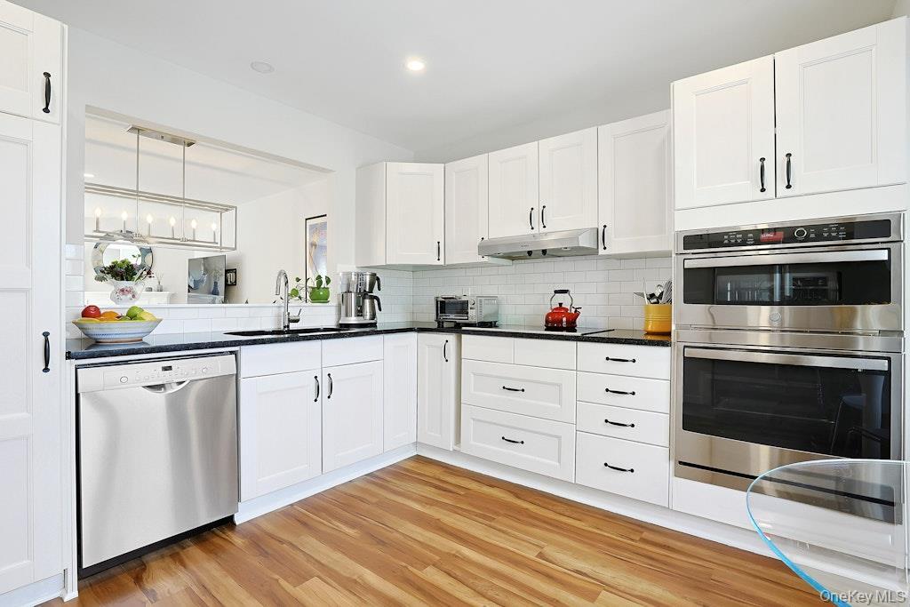 Single Family Regent  Westchester County, NY 10549, MLS-987979-10