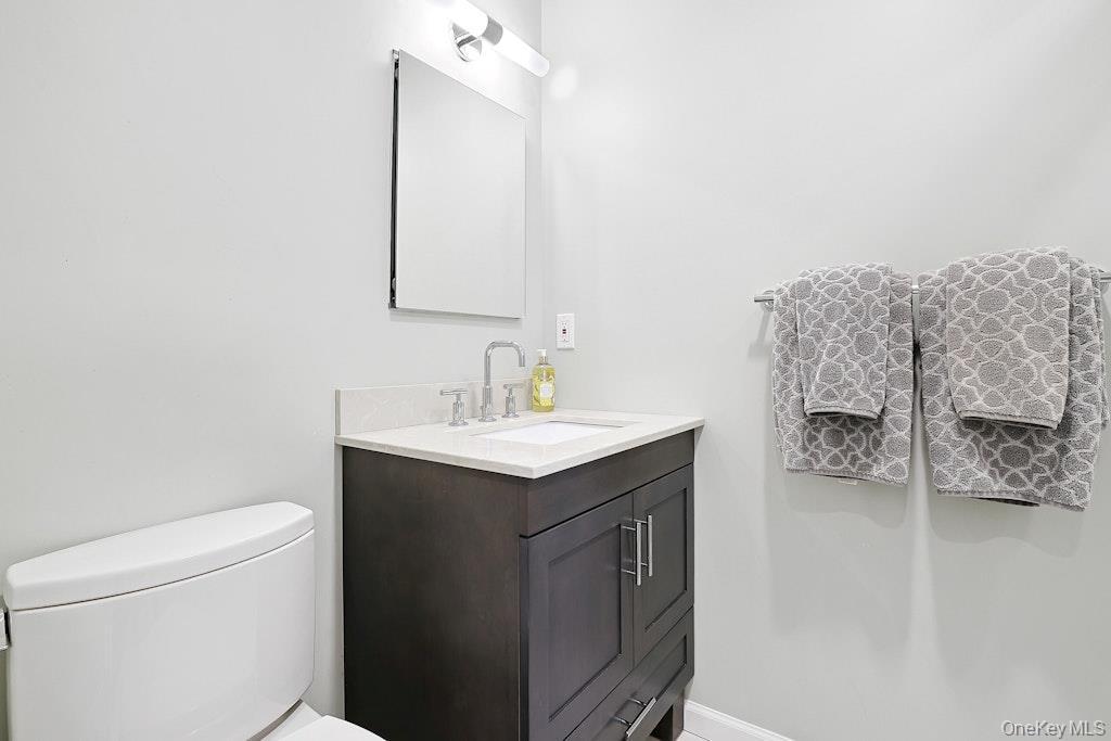 Single Family Regent  Westchester County, NY 10549, MLS-987979-15