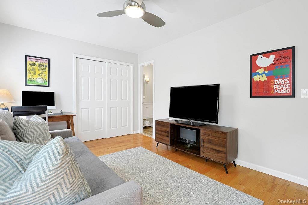 Single Family Regent  Westchester County, NY 10549, MLS-987979-20