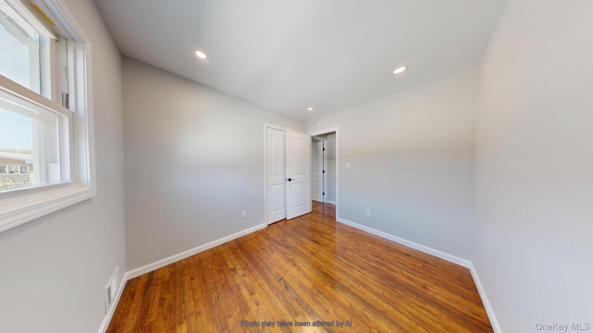 Single Family Thayer  Staten Island, NY 10306, MLS-988005-16