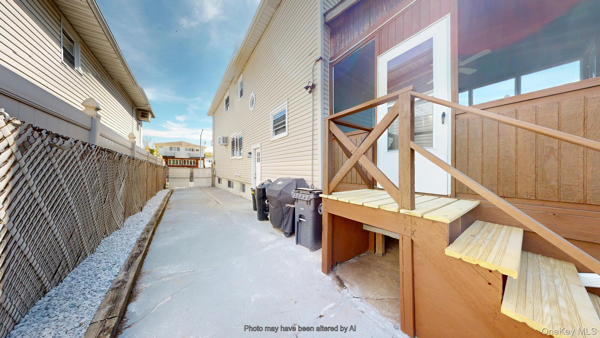 Single Family Thayer  Staten Island, NY 10306, MLS-988005-28