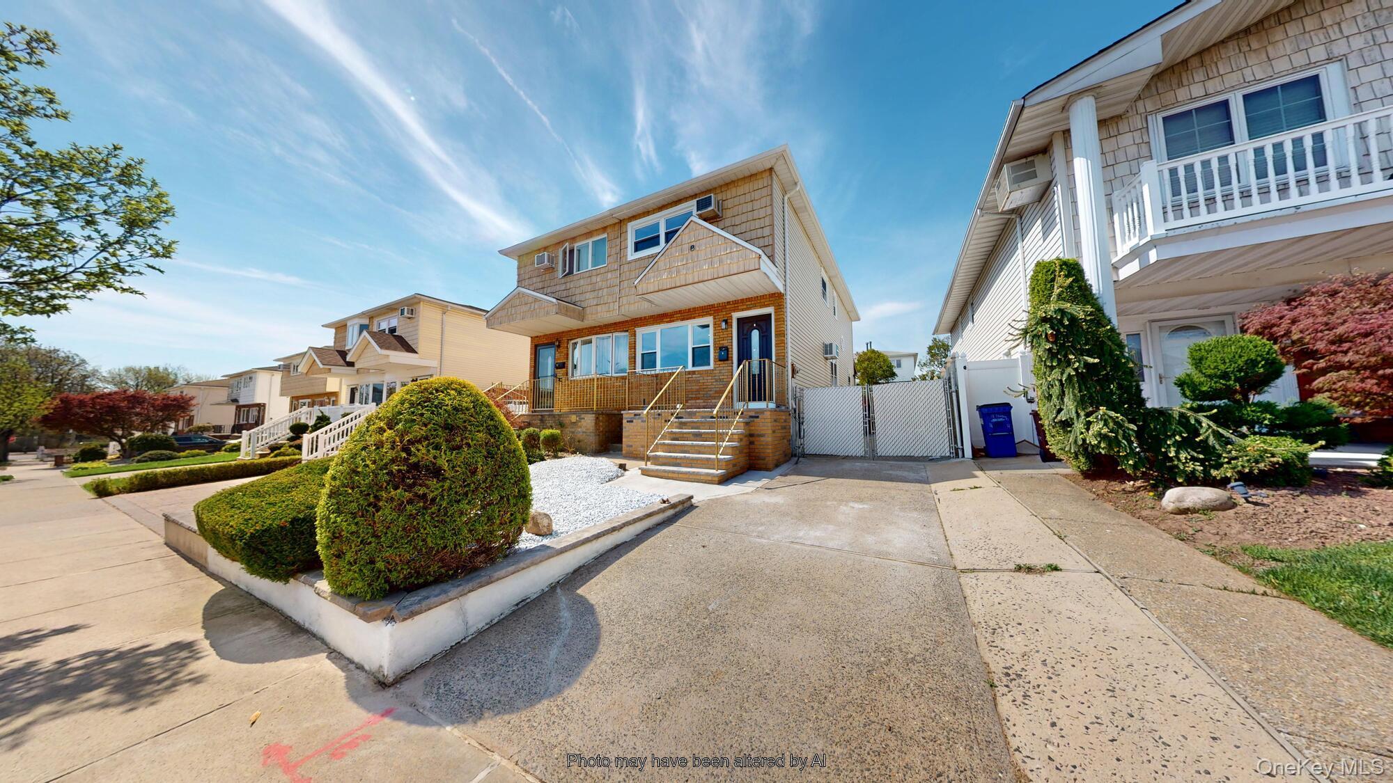 Single Family Thayer  Staten Island, NY 10306, MLS-988005-30