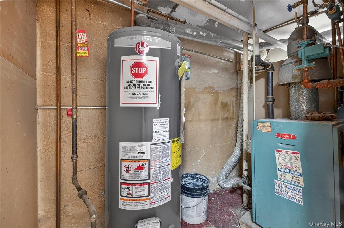 Single Family Harper  Bronx, NY 10466, MLS-988066-25