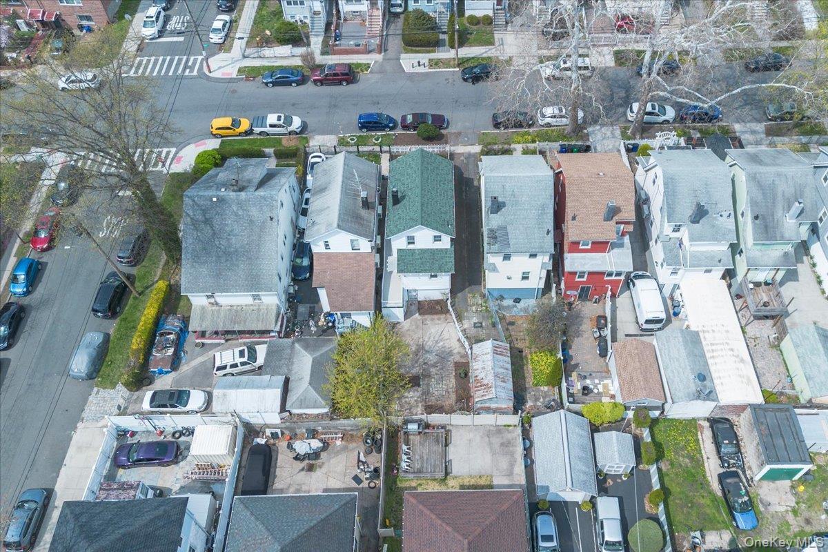 Single Family Harper  Bronx, NY 10466, MLS-988066-33