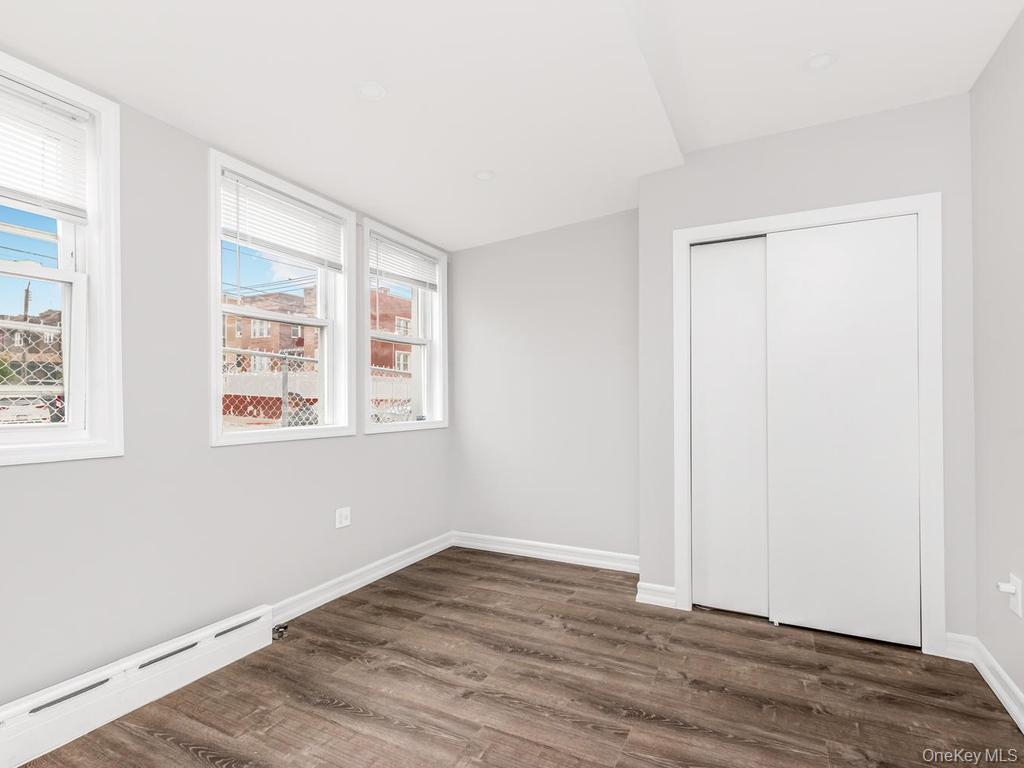 Single Family Havemeyer Bronx, NY 10462, MLS-988073-8