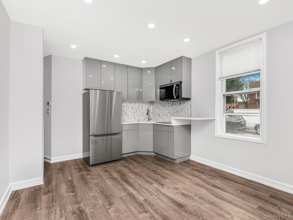 Single Family Havemeyer Bronx, NY 10462, MLS-988073-9