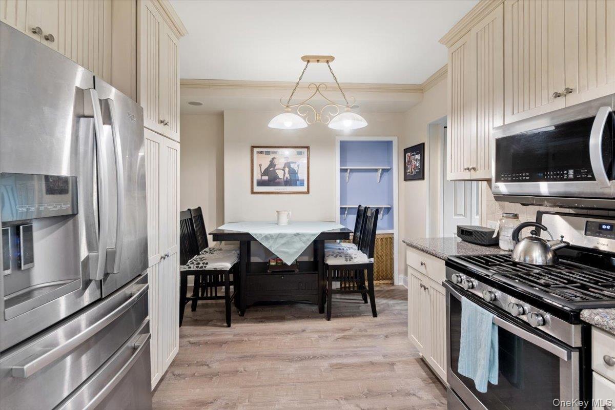 Single Family Underhill  Westchester County, NY 10707, MLS-988074-13
