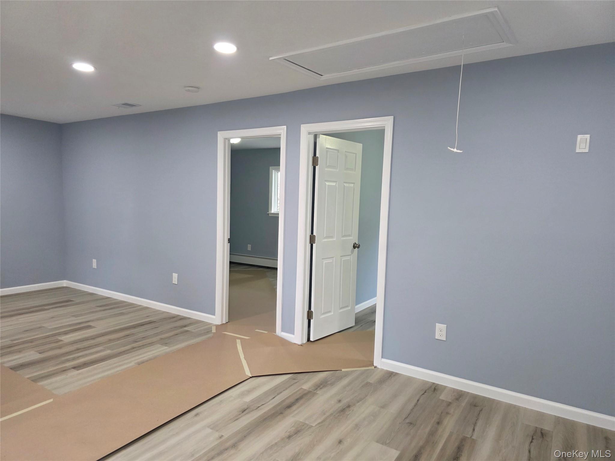 Single Family Linden  Suffolk County, NY 11967, MLS-988087-10