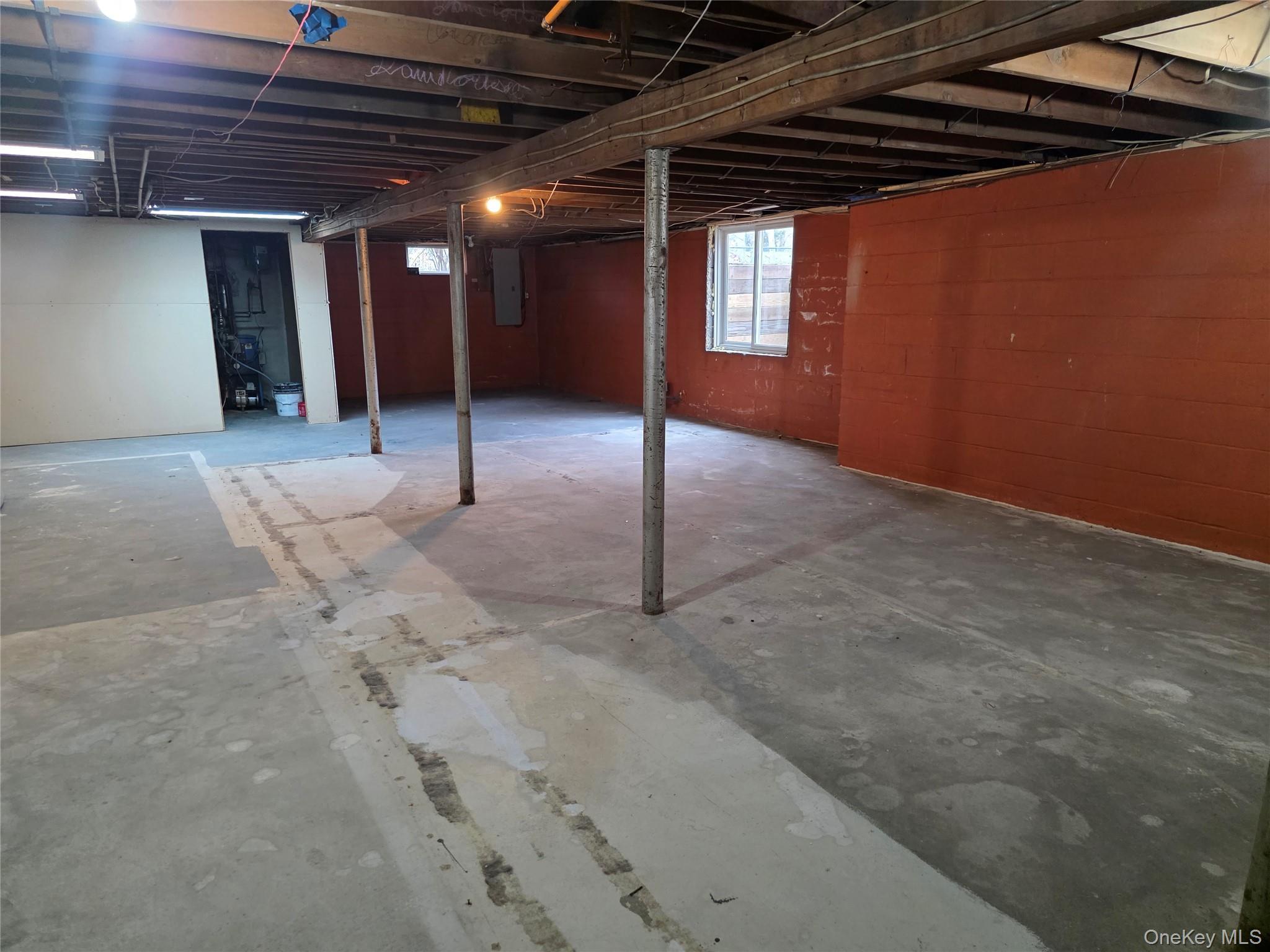 Single Family Linden  Suffolk County, NY 11967, MLS-988087-14