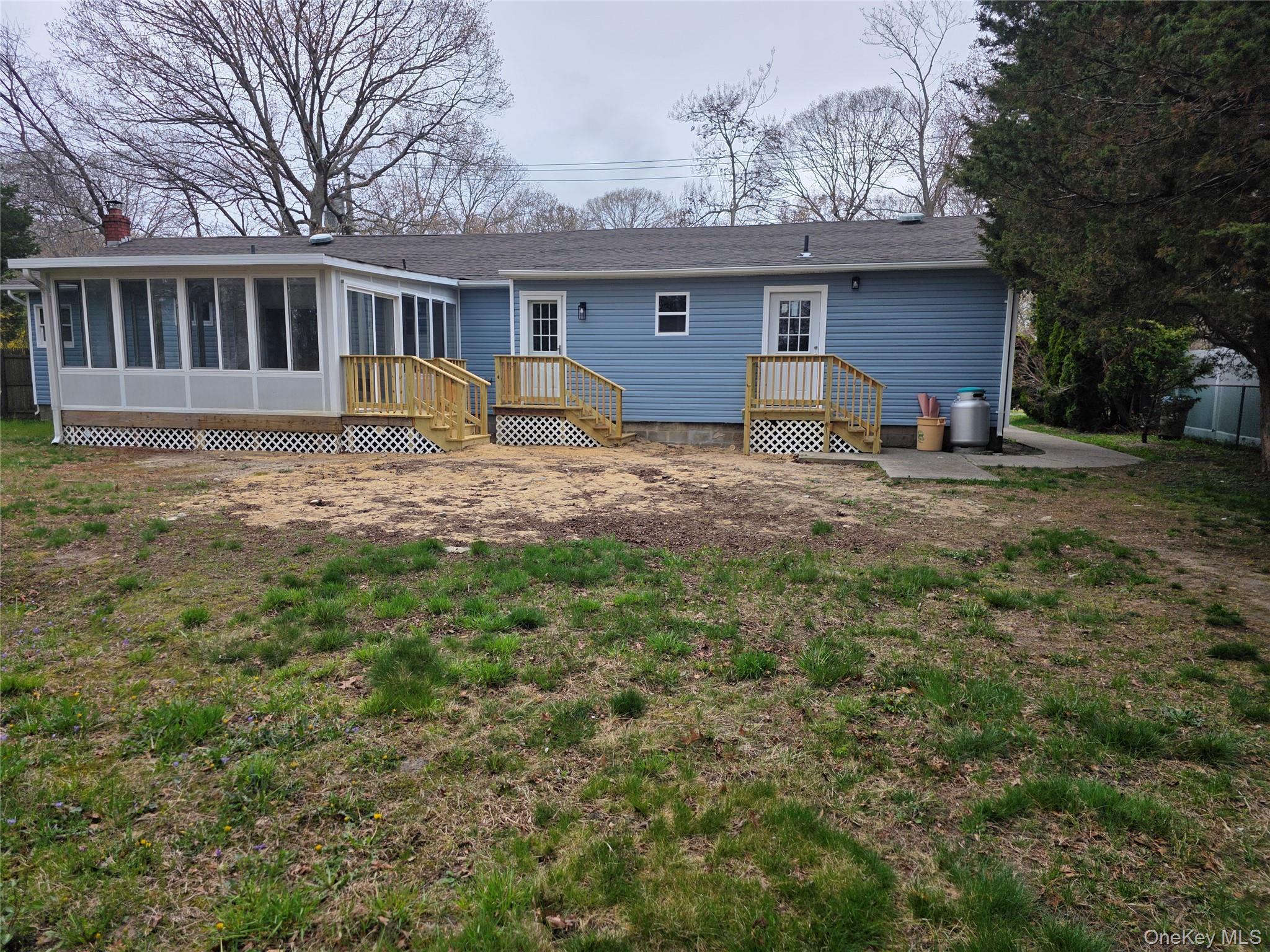 Single Family Linden  Suffolk County, NY 11967, MLS-988087-2