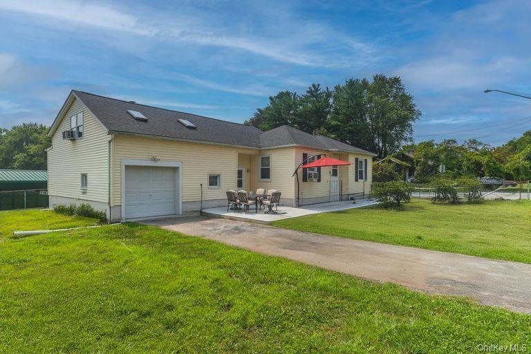 Single Family Holland Avenue Orange County, NY 12566, MLS-988088-2