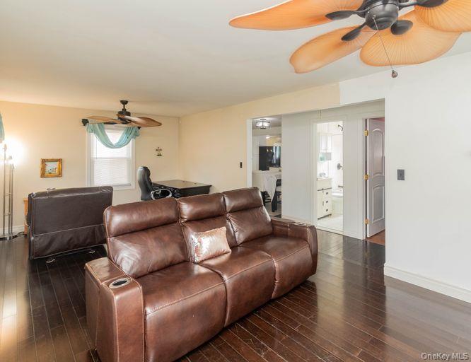 Single Family Holland Avenue Orange County, NY 12566, MLS-988088-22