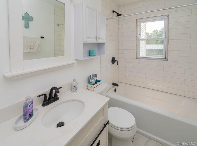 Single Family Holland Avenue Orange County, NY 12566, MLS-988088-25