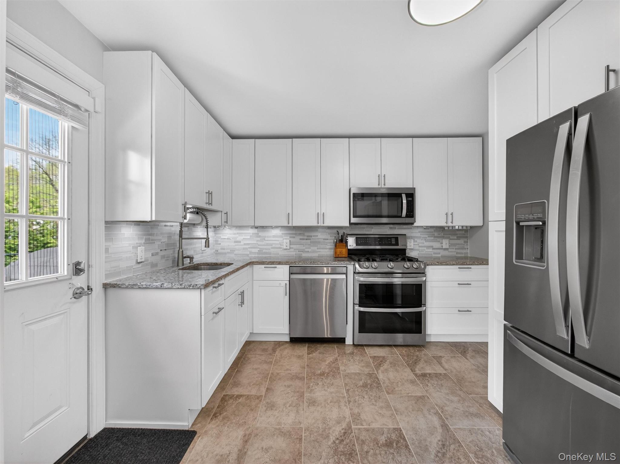 Single Family Van Wyck  Rockland County, NY 10913, MLS-988090-17