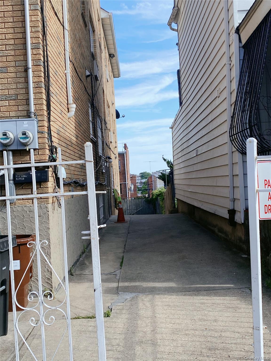 Single Family 43rd Avenue  Queens, NY 11377, MLS-988116-7
