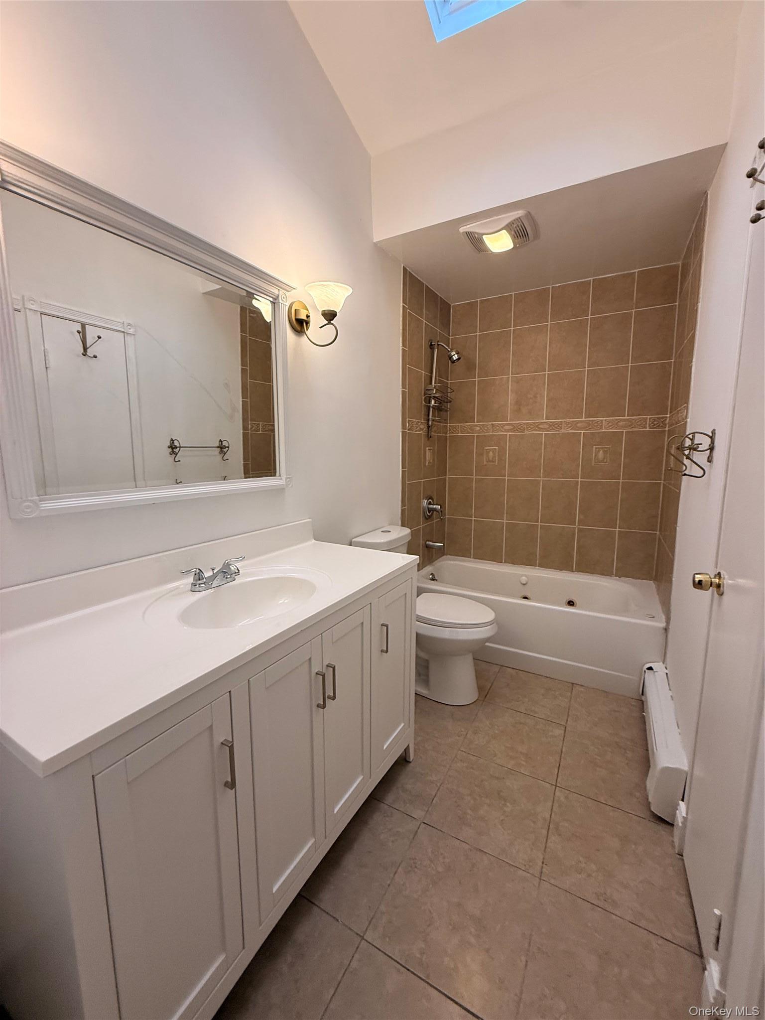 Single Family Hampton Avenue  Suffolk County, NY 11950, MLS-988118-12