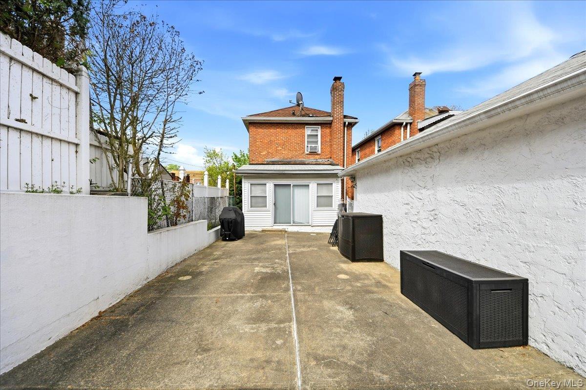 Single Family Bogart  Bronx, NY 10462, MLS-988127-30