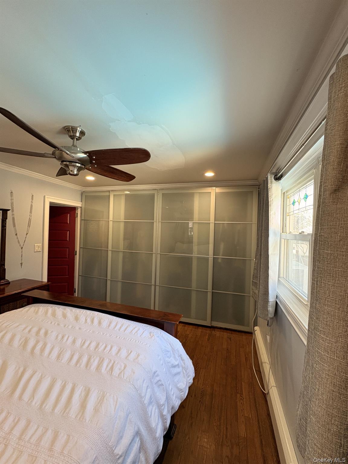 Single Family Barnfield  Suffolk County, NY 11703, MLS-988129-21
