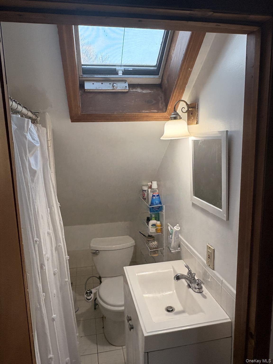 Single Family Barnfield  Suffolk County, NY 11703, MLS-988129-27