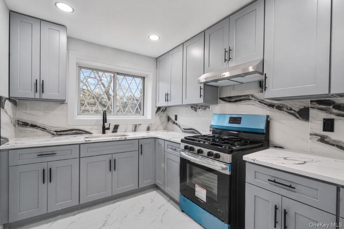 Single Family Henderson  Queens, NY 11423, MLS-988131-4