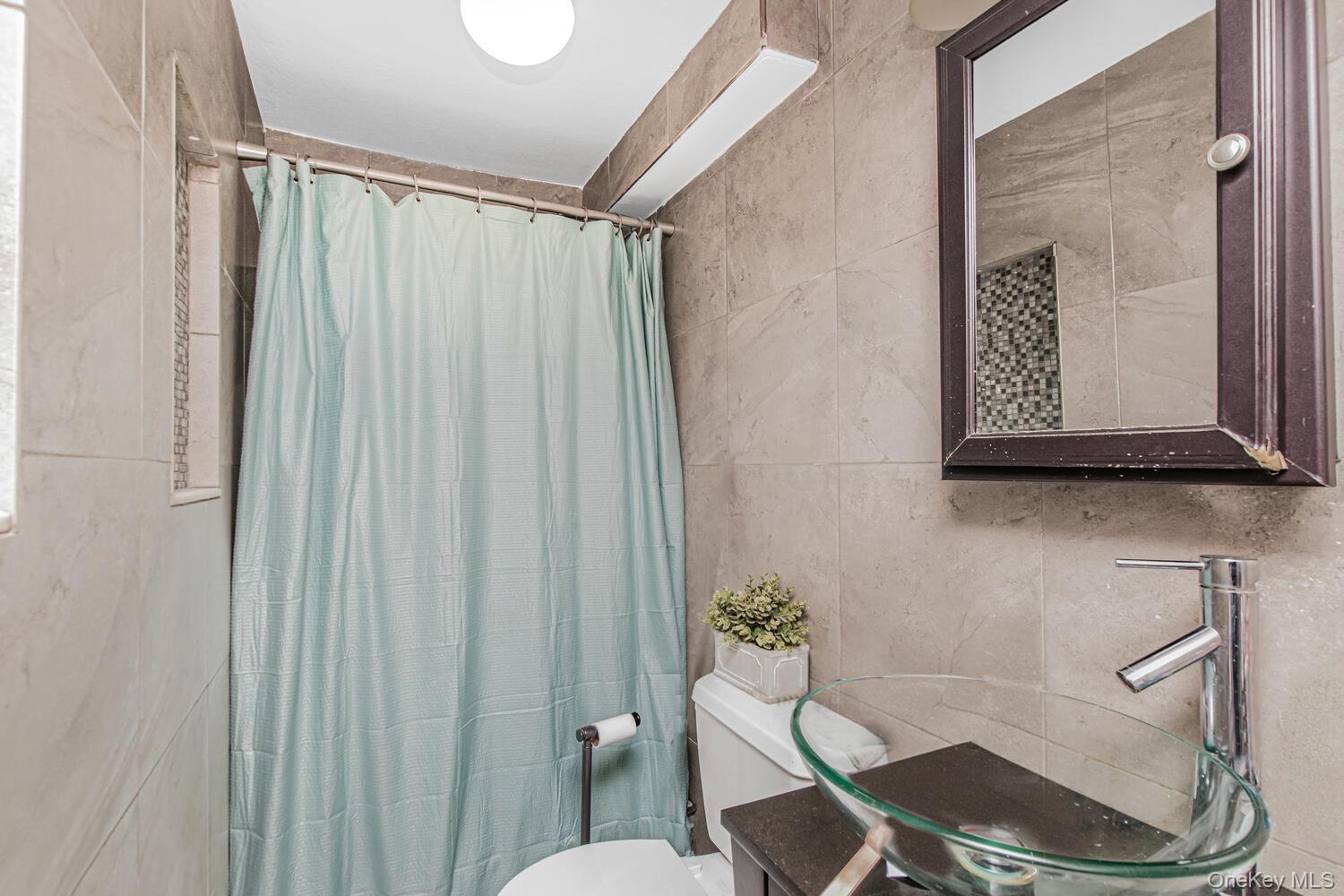 Single Family Wadsworth  Manhattan, NY 10040, MLS-988154-25