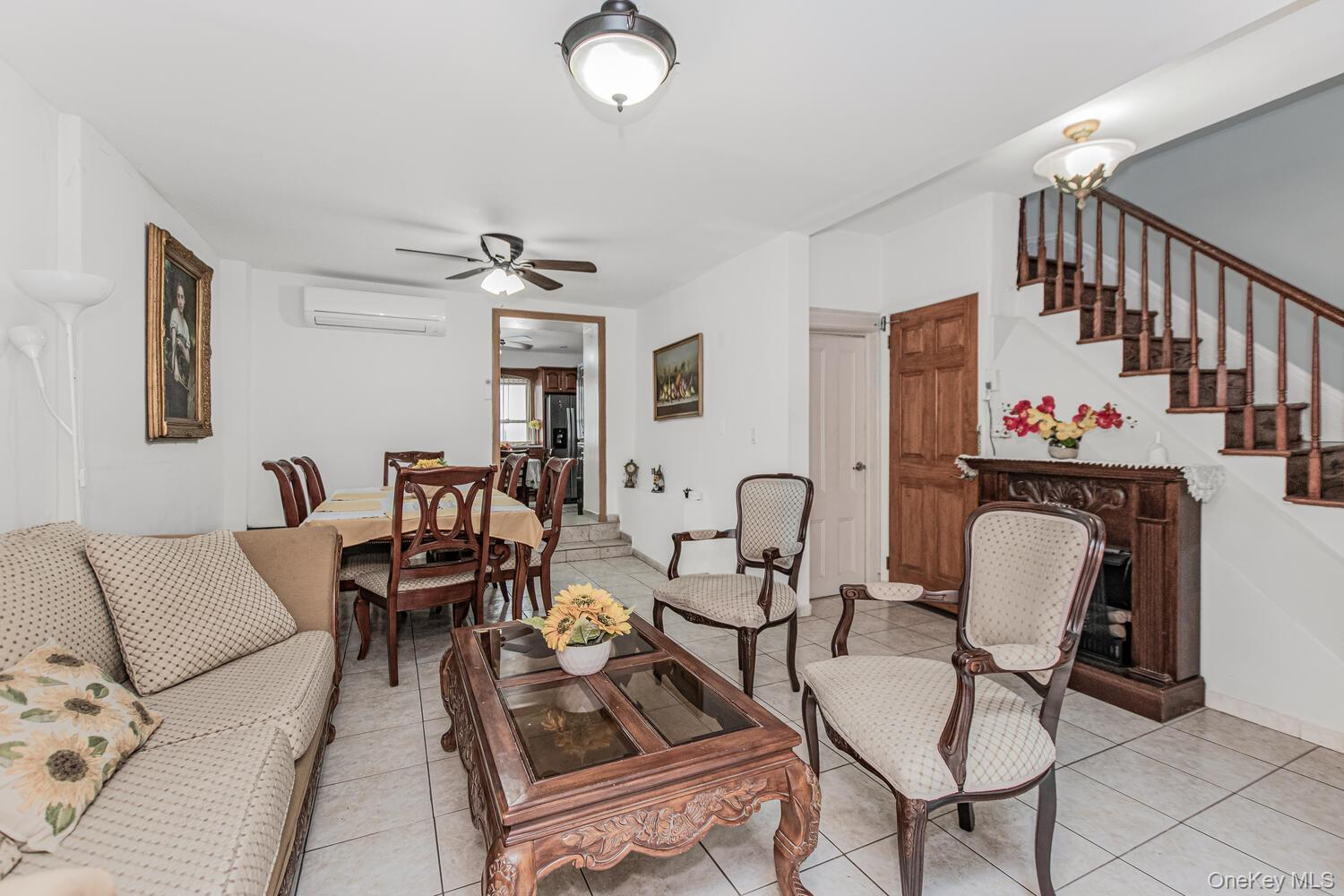 Single Family Wadsworth  Manhattan, NY 10040, MLS-988154-6