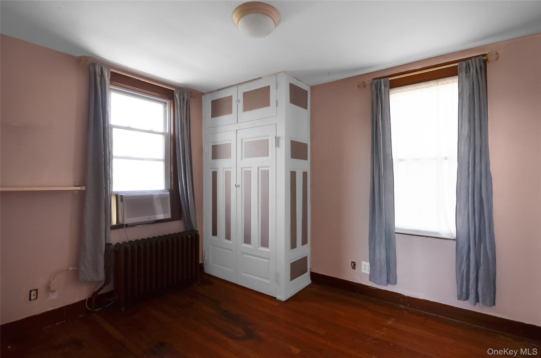 Single Family Rochelle  Bronx, NY 10464, MLS-988163-10