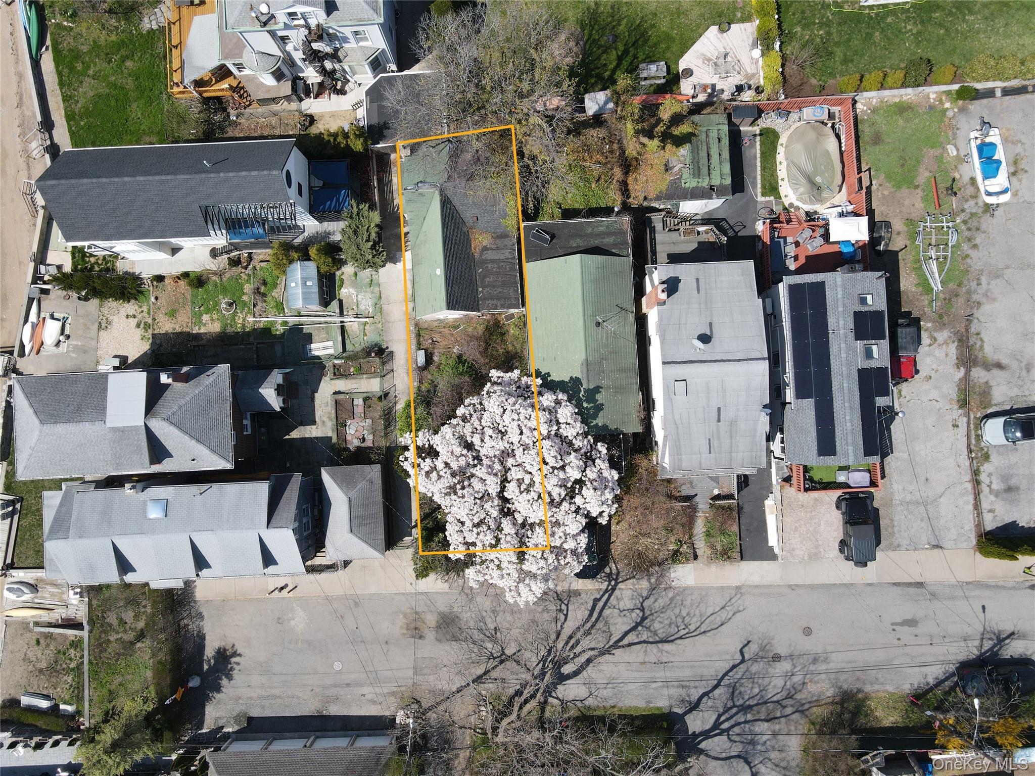 Single Family Rochelle  Bronx, NY 10464, MLS-988174-3