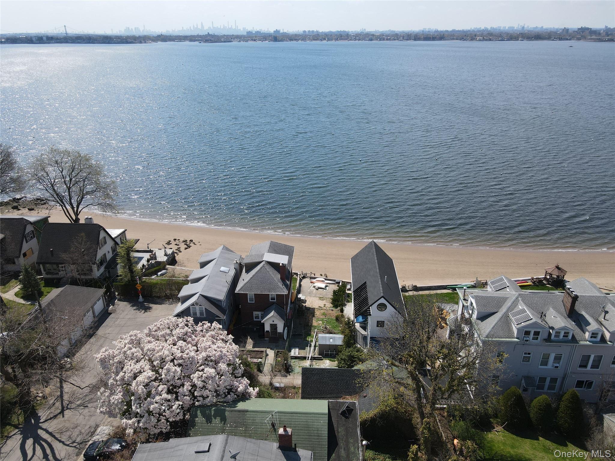 Land Rochelle  Bronx, NY 10465, MLS-988176-5