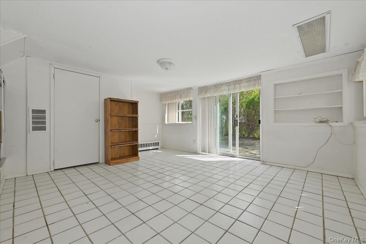 Single Family Forrest  Suffolk County, NY 11701, MLS-988183-23