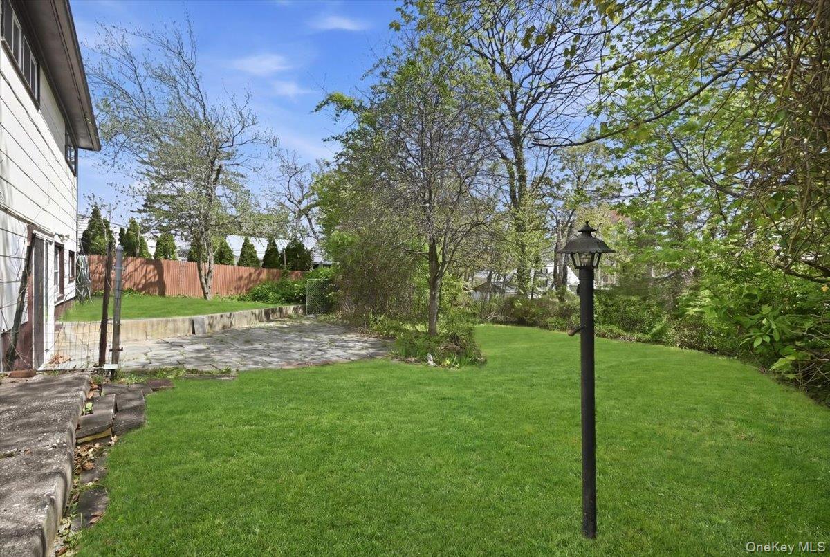 Single Family Forrest  Suffolk County, NY 11701, MLS-988183-26