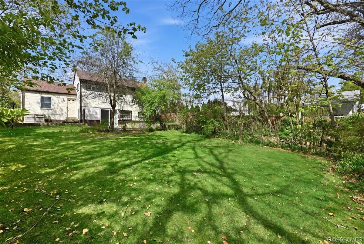 Single Family Forrest  Suffolk County, NY 11701, MLS-988183-29