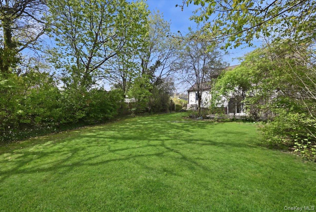 Single Family Forrest  Suffolk County, NY 11701, MLS-988183-31