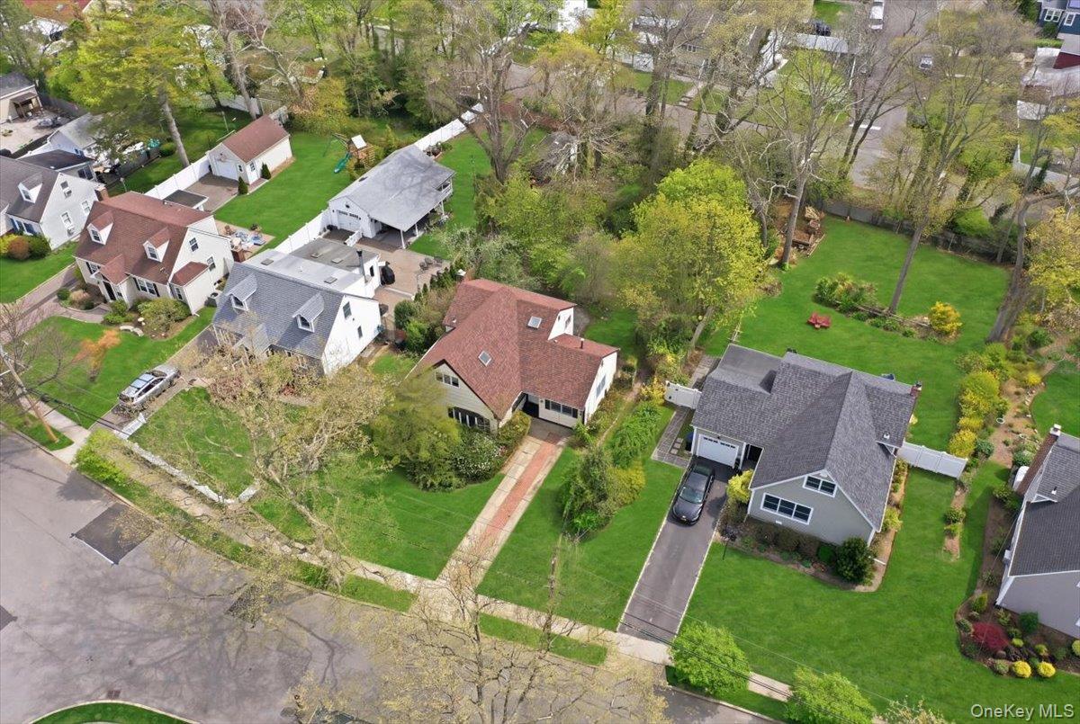 Single Family Forrest  Suffolk County, NY 11701, MLS-988183-34