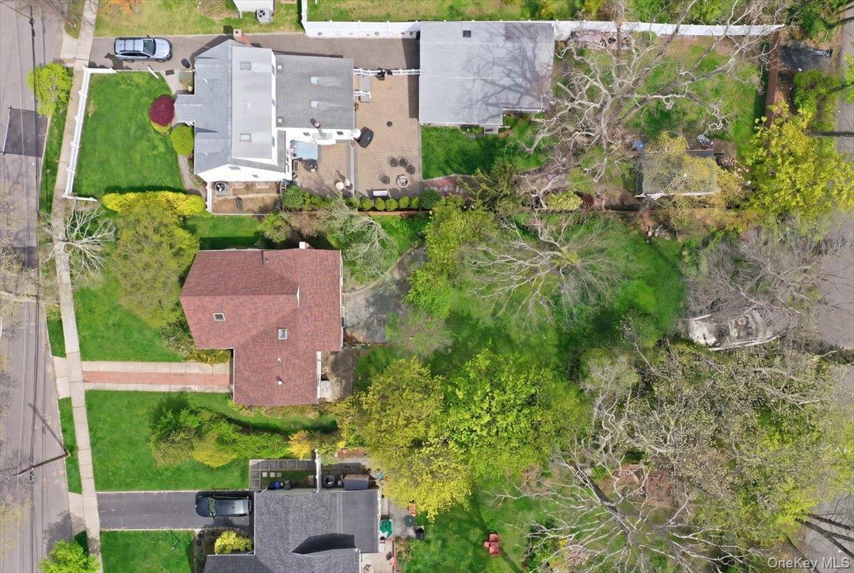 Single Family Forrest  Suffolk County, NY 11701, MLS-988183-35