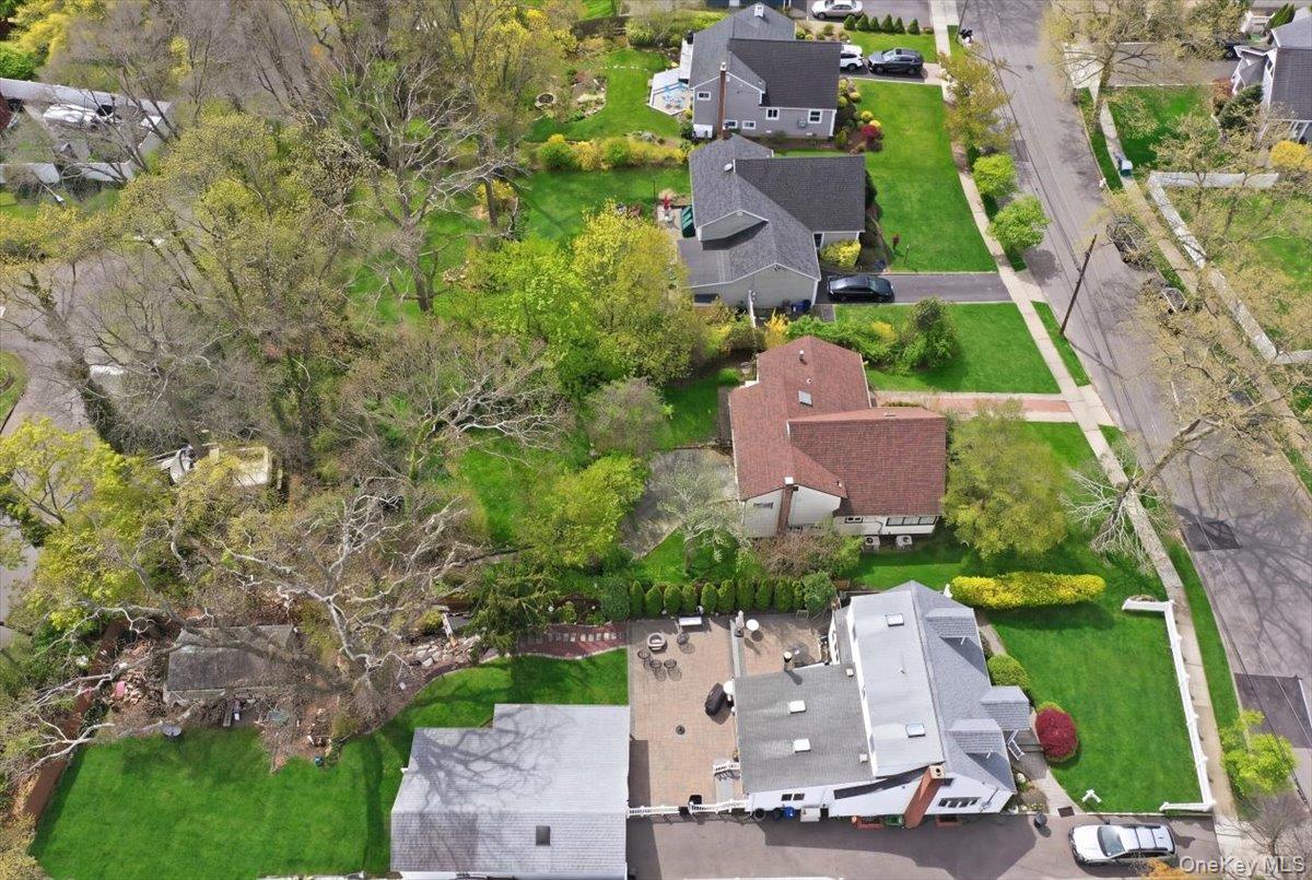 Single Family Forrest  Suffolk County, NY 11701, MLS-988183-39