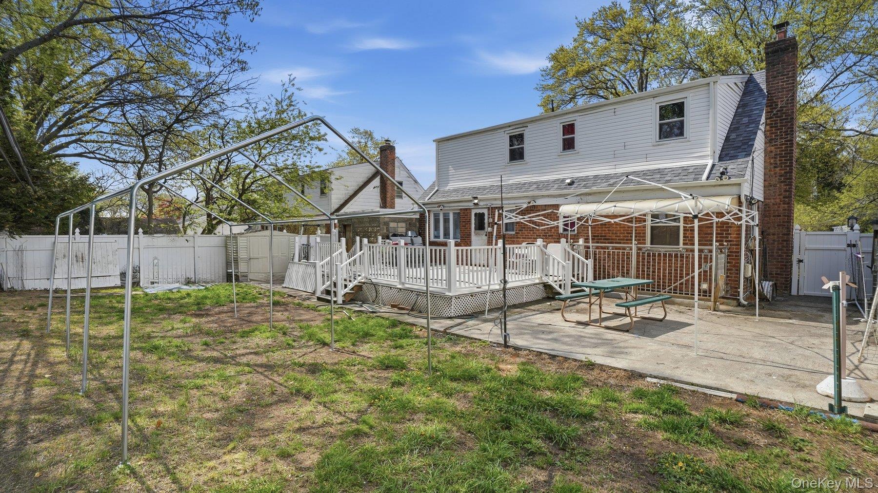 Single Family Arkansas  Nassau County, NY 11580, MLS-988209-16