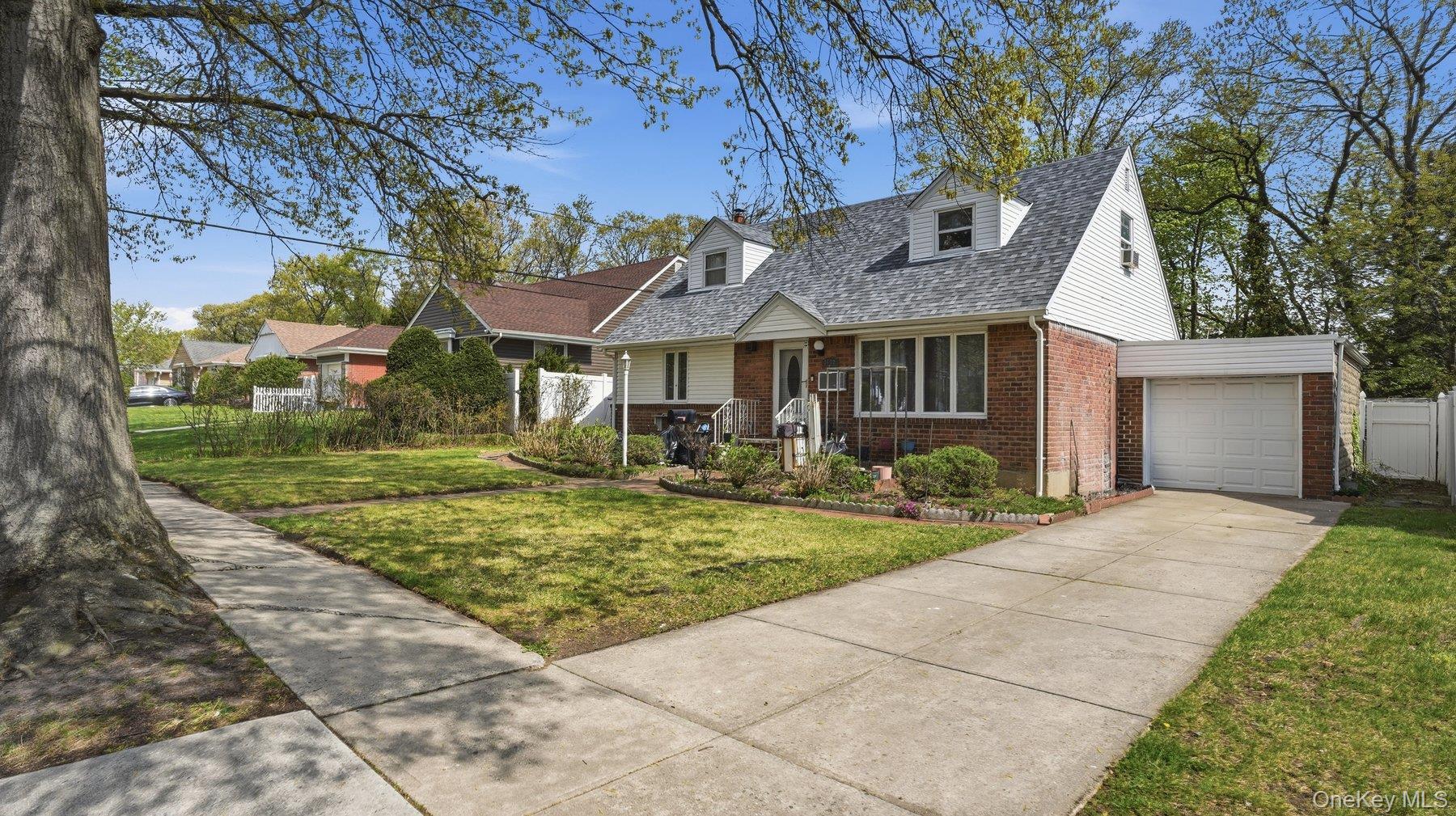 Single Family Arkansas  Nassau County, NY 11580, MLS-988209-2