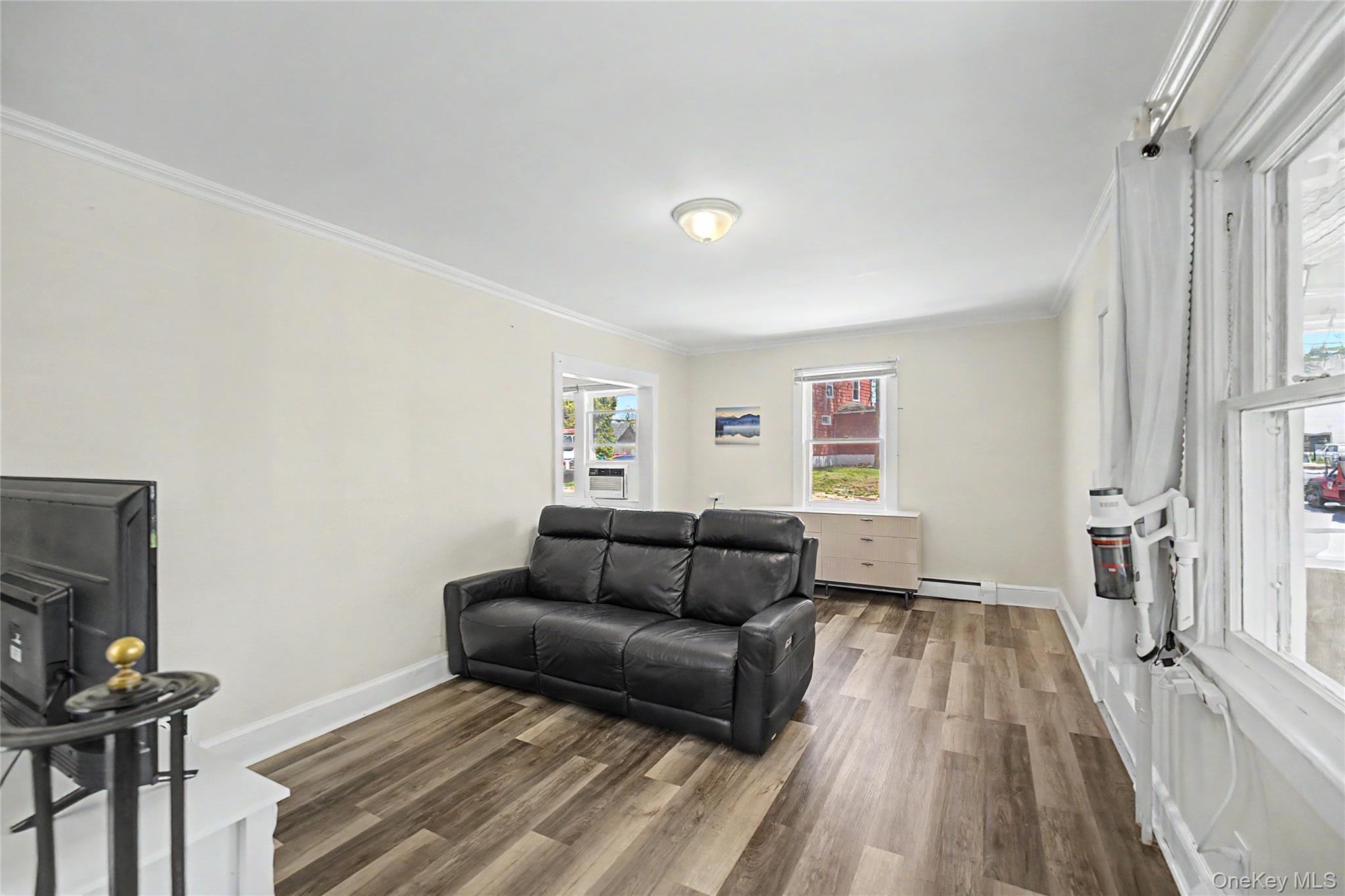 Single Family Littleworth  Nassau County, NY 11579, MLS-988222-24