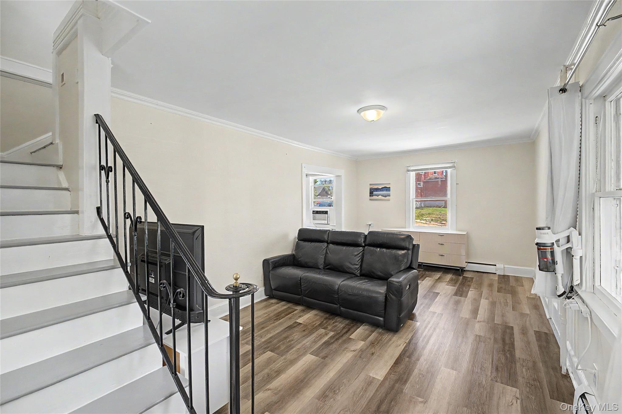 Single Family Littleworth  Nassau County, NY 11579, MLS-988222-25