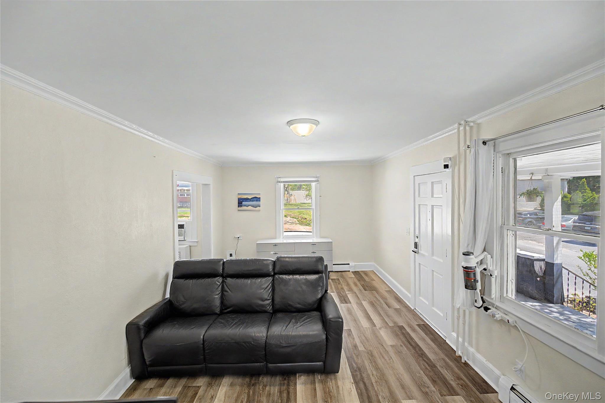 Single Family Littleworth  Nassau County, NY 11579, MLS-988222-27