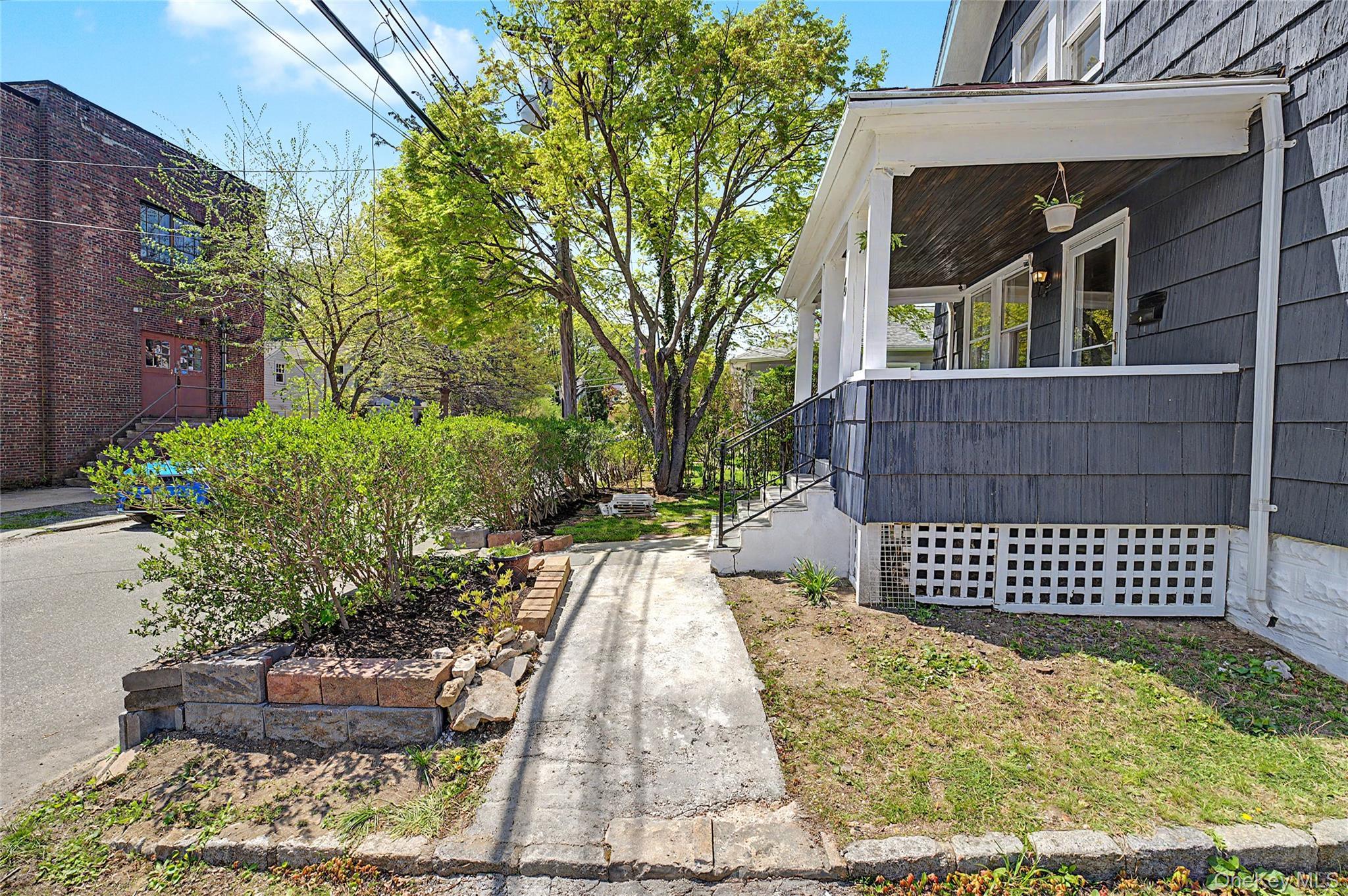 Single Family Littleworth  Nassau County, NY 11579, MLS-988222-30