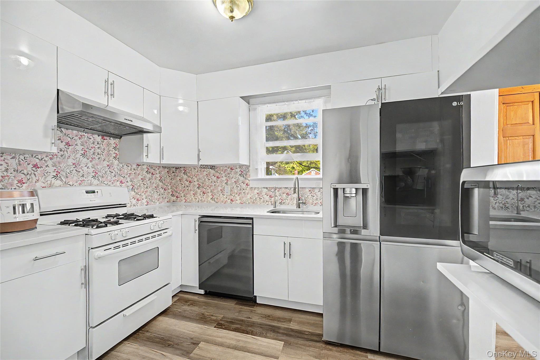 Single Family Littleworth  Nassau County, NY 11579, MLS-988222-4