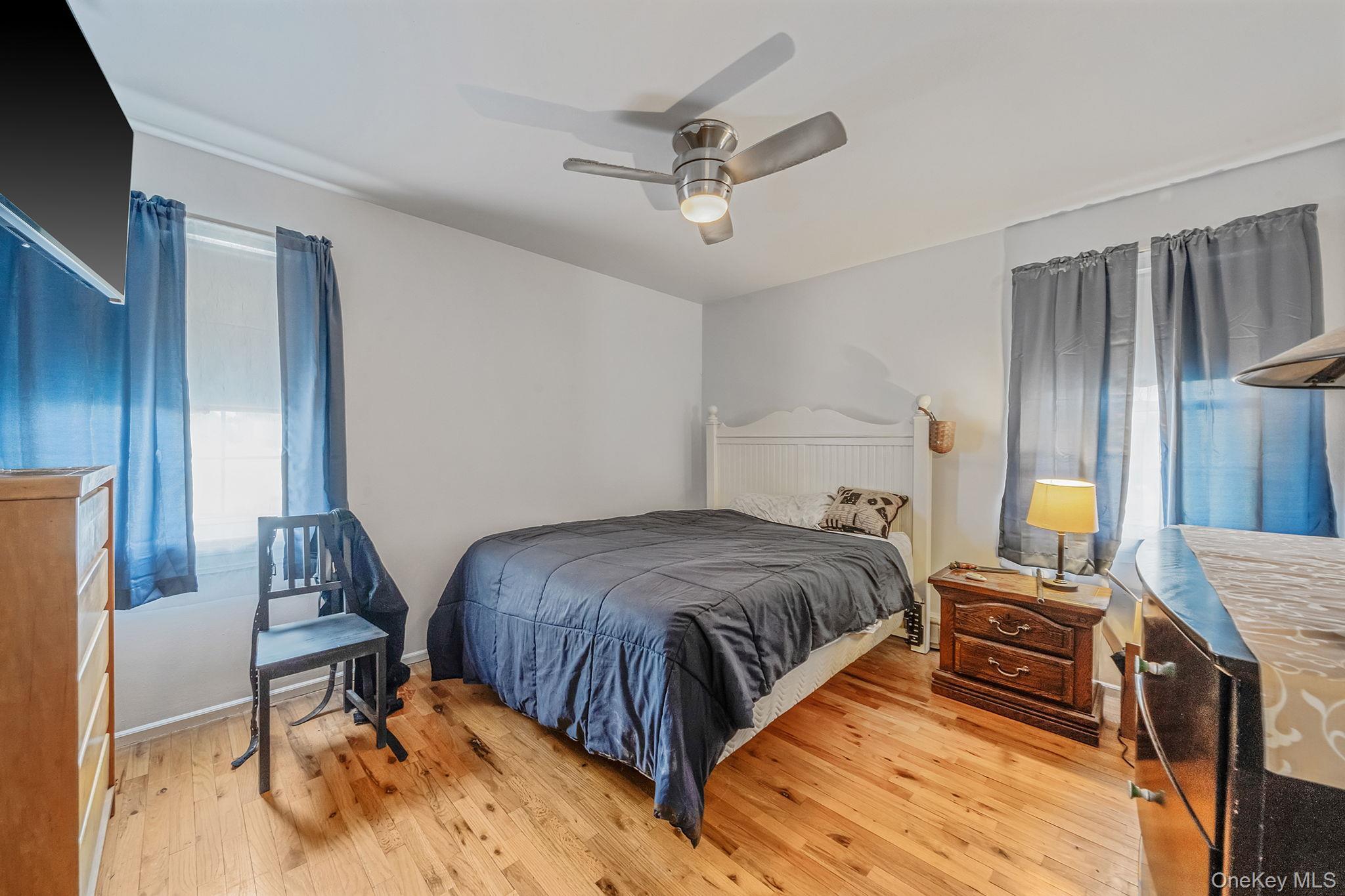 Single Family Whitman  Suffolk County, NY 11763, MLS-988224-25