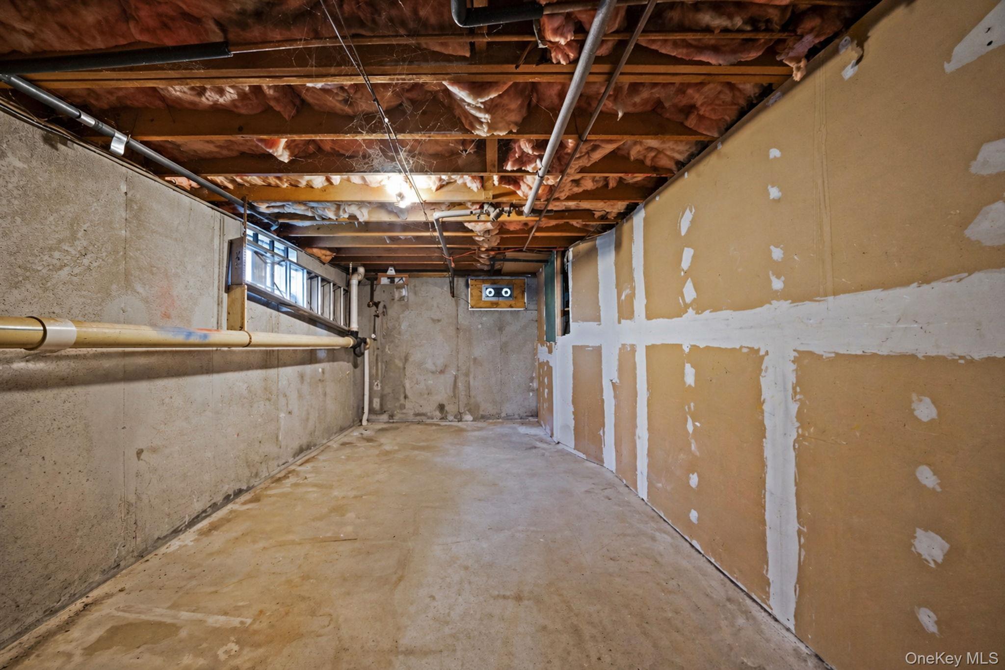 Single Family Whitman  Suffolk County, NY 11763, MLS-988224-29