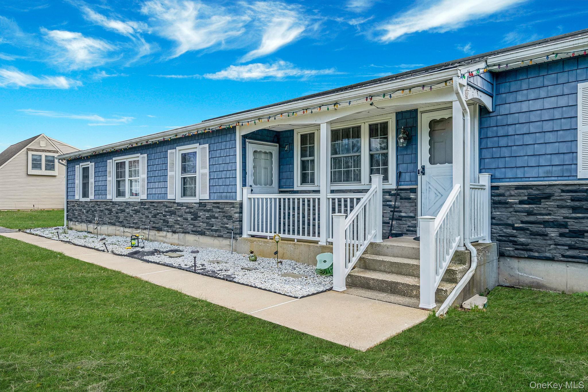 Single Family Whitman  Suffolk County, NY 11763, MLS-988224-4