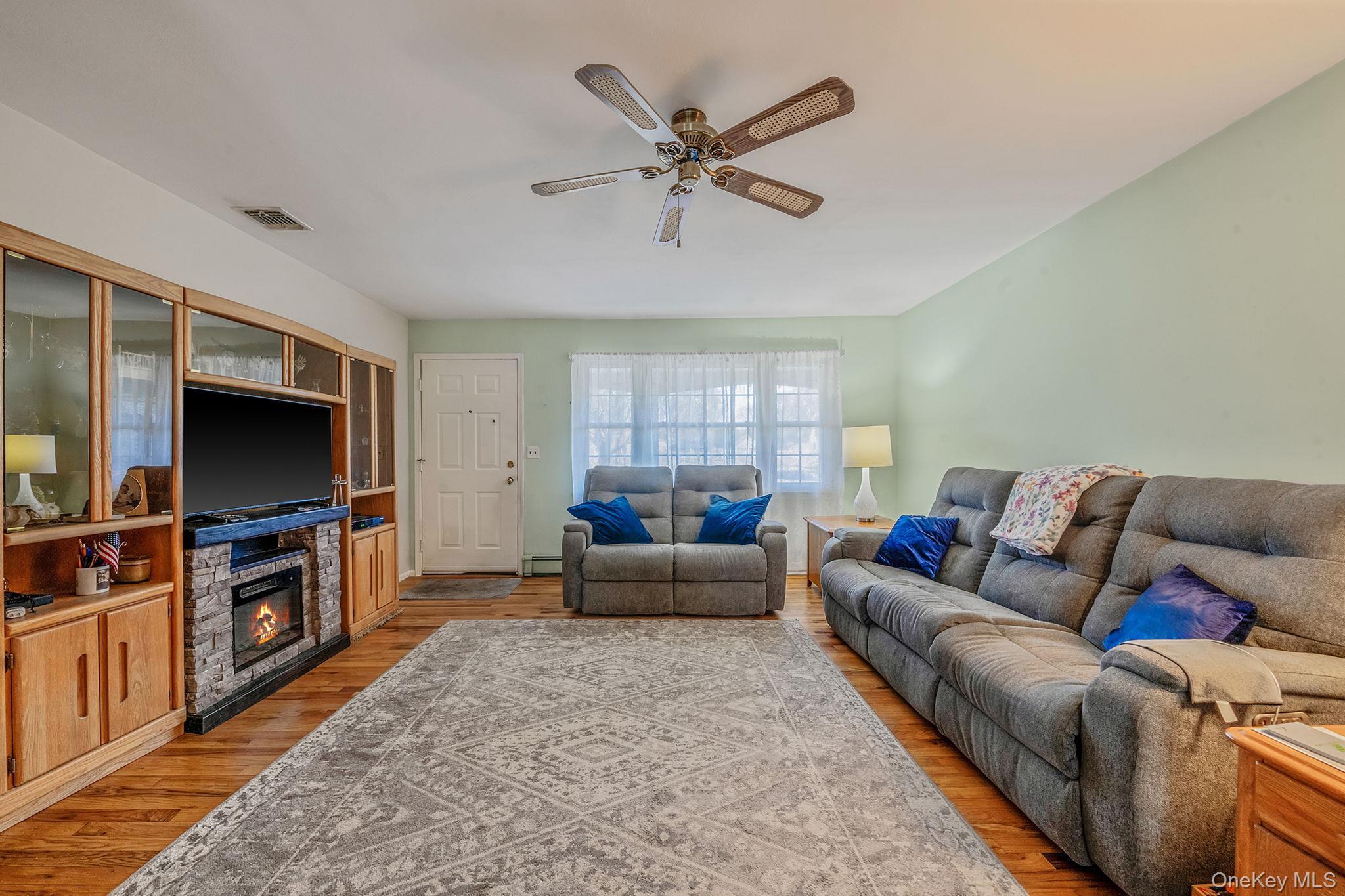 Single Family Whitman  Suffolk County, NY 11763, MLS-988224-6